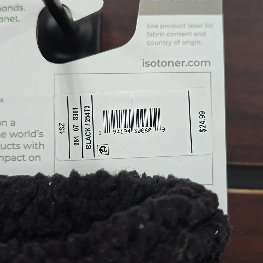 Isotoner | Adult Snowflake Knit Gloves – Black | Sherpasoft Lined  | OSFM